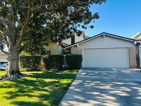 14 Miranda Ct, Sacramento, CA 95822
