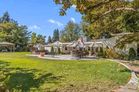 Exterior - 1212 Brady Ave, Modesto, CA 95350 photo 12 of 15