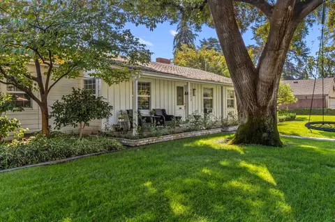 Exterior - 1212 Brady Ave, Modesto, CA 95350 photo 4 of 15