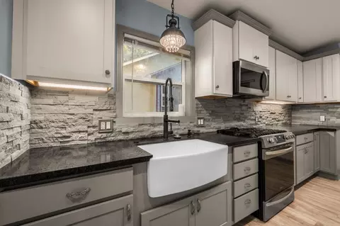 Kitchen - 4707 Peace Trl, Placerville, CA 95667 photo 10 of 12