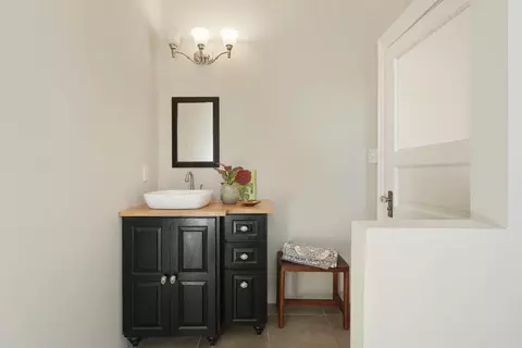 Bath - 237 S Pleasant Ave, Lodi, CA 95240 photo 1 of 3