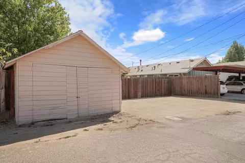 Exterior - 237 S Pleasant Ave, Lodi, CA 95240 photo 13 of 13