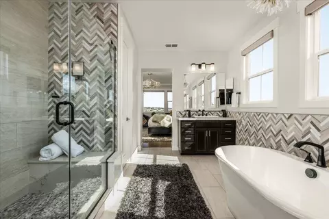 Bath - 3285 Sofia Dr, Lincoln, CA 95648 photo 6 of 8