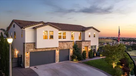 Exterior - 3285 Sofia Dr, Lincoln, CA 95648 photo 1 of 8