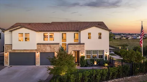Exterior - 3285 Sofia Dr, Lincoln, CA 95648 photo 3 of 8