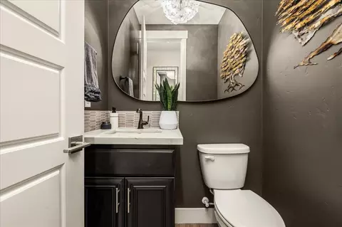Bath - 3285 Sofia Dr, Lincoln, CA 95648 photo 1 of 8