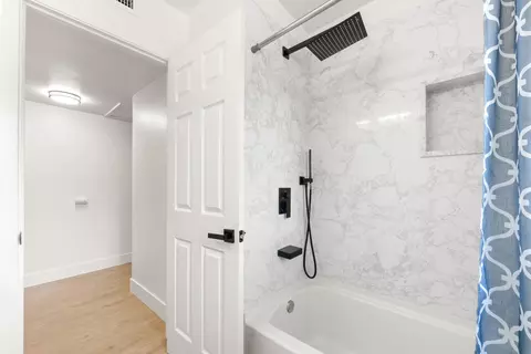Bath - 6026 Ranger Way, Carmichael, CA 95608 photo 2 of 5
