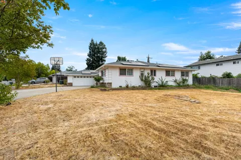 Exterior - 6026 Ranger Way, Carmichael, CA 95608 photo 3 of 6