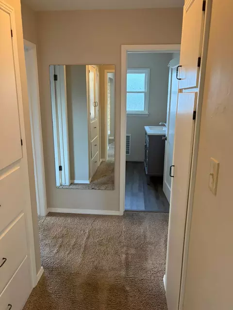 Entry Way - 2105 Glendale Ave, Modesto, CA 95354 photo 2 of 2