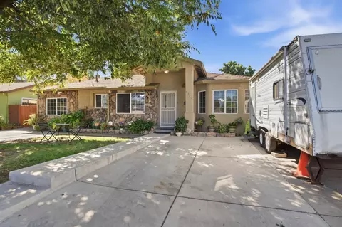 Exterior - 2320 Encina Ave, Modesto, CA 95354 photo 1 of 6