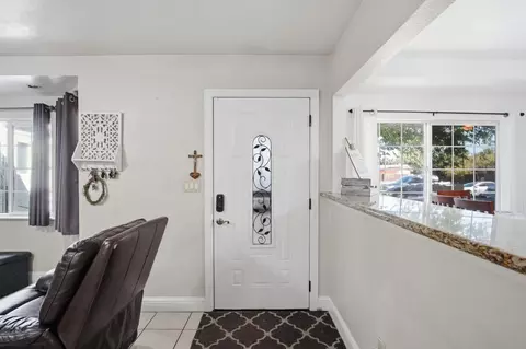 Entry Way - 2320 Encina Ave, Modesto, CA 95354 photo 1 of 2