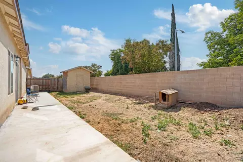 Exterior - 4039 Cinnabar Ave, Merced, CA 95348 photo 4 of 7