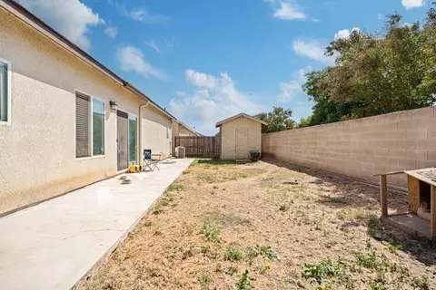 Exterior - 4039 Cinnabar Ave, Merced, CA 95348 photo 5 of 7