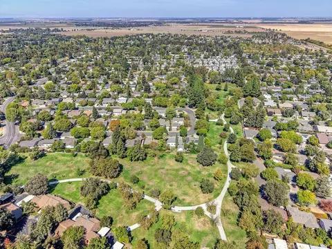 View/Area - 309 Anza Ave, Davis, CA 95616 photo 19 of 20