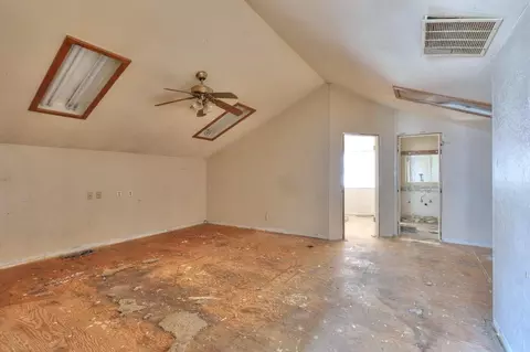 Bedroom - 2420 Walnut Grove Way, Modesto, CA 95355 photo 6 of 9