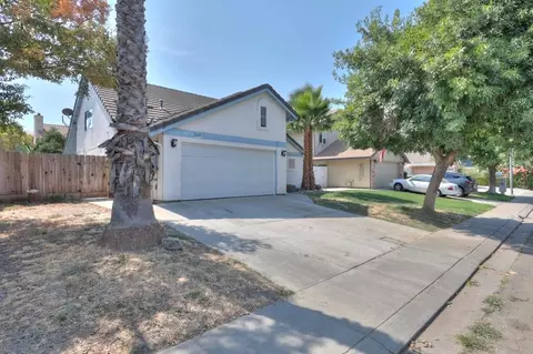 Exterior - 2420 Walnut Grove Way, Modesto, CA 95355 photo 3 of 12