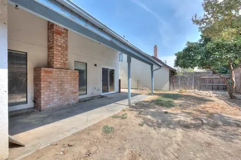 Exterior - 2420 Walnut Grove Way, Modesto, CA 95355 photo 10 of 12
