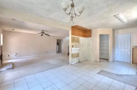 Living - 2420 Walnut Grove Way, Modesto, CA 95355 photo 6 of 6