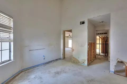 Entry Way - 2420 Walnut Grove Way, Modesto, CA 95355 photo 4 of 7