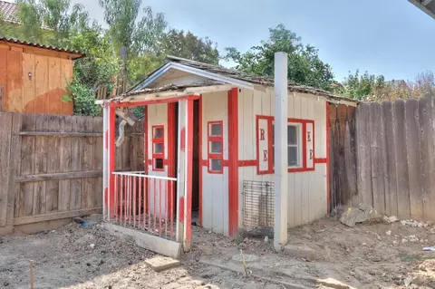 Exterior - 2420 Walnut Grove Way, Modesto, CA 95355 photo 9 of 12