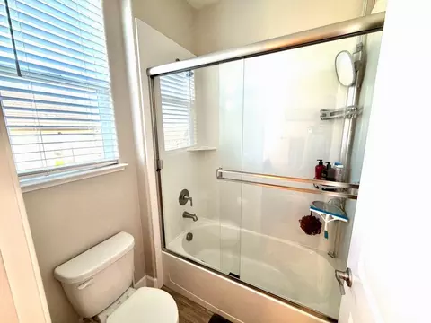 Bath - 133 Palisades Pl, Copperopolis, CA 95228 photo 4 of 5
