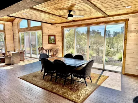 Dining - 133 Palisades Pl, Copperopolis, CA 95228 photo 3 of 5