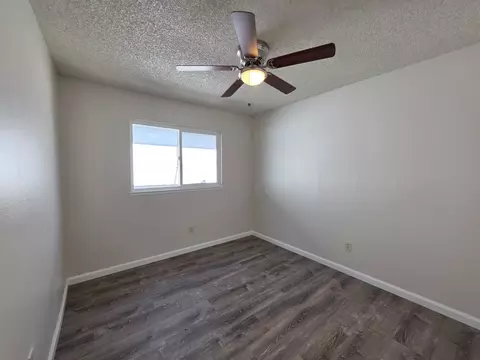 Bedroom - 904 Pine Tree Ln, Modesto, CA 95351 photo 4 of 6