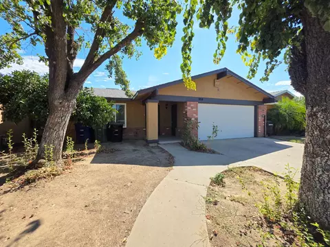 Exterior - 904 Pine Tree Ln, Modesto, CA 95351 photo 6 of 6