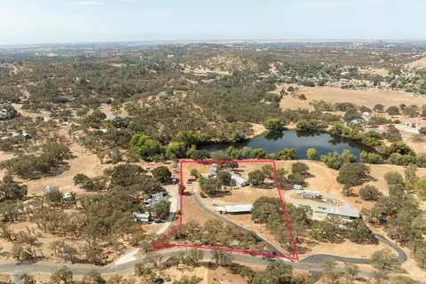 4098 Paolini Rd, Valley Springs, CA 95252