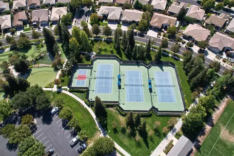 View/Area - 1228 Maple Leaf Ct, Manteca, CA 95336 photo 9 of 13