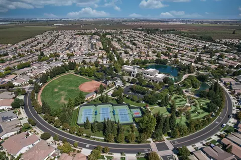 View/Area - 1228 Maple Leaf Ct, Manteca, CA 95336 photo 6 of 13