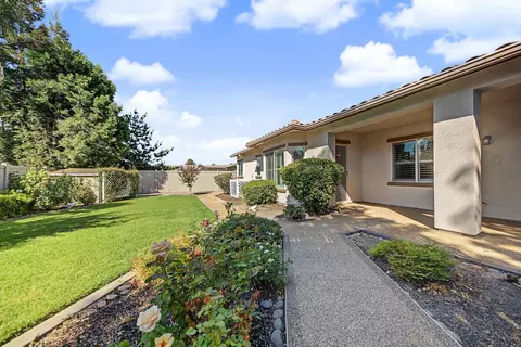 Exterior - 1228 Maple Leaf Ct, Manteca, CA 95336 photo 16 of 19