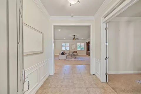 Entry Way - 1228 Maple Leaf Ct, Manteca, CA 95336 photo 2 of 10