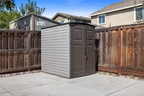 Exterior - 2389 Middlebury Dr, Lathrop, CA 95330 photo 7 of 9