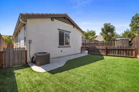Exterior - 2389 Middlebury Dr, Lathrop, CA 95330 photo 9 of 9