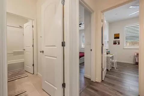 Entry Way - 2389 Middlebury Dr, Lathrop, CA 95330 photo 12 of 14