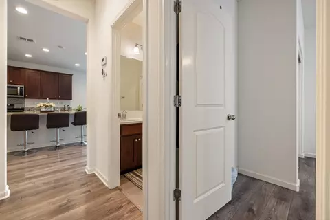 Entry Way - 2389 Middlebury Dr, Lathrop, CA 95330 photo 13 of 14