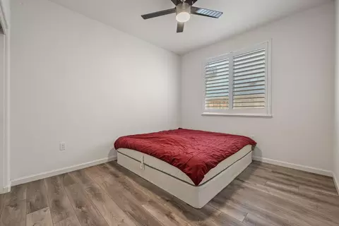 Bedroom - 2389 Middlebury Dr, Lathrop, CA 95330 photo 3 of 4