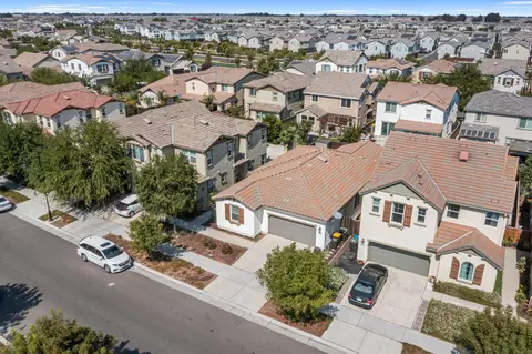 View/Area - 2389 Middlebury Dr, Lathrop, CA 95330 photo 1 of 15