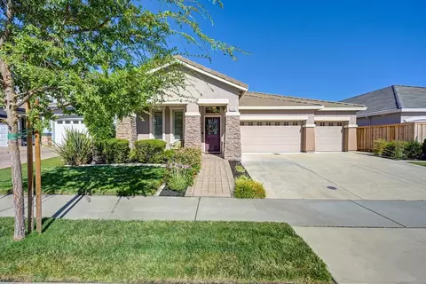 1593 La Guardia Cir, Lincoln, CA 95648