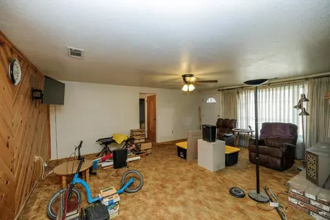 Living - 1006 Lassen Ave, Modesto, CA 95358 photo 2 of 3