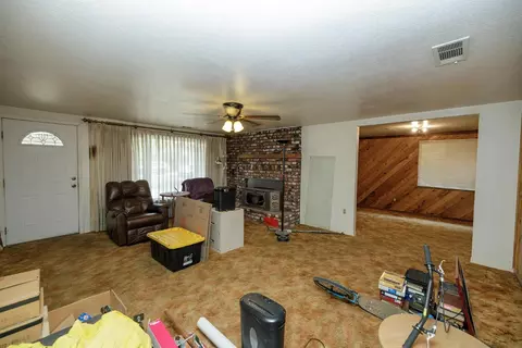 Living - 1006 Lassen Ave, Modesto, CA 95358 photo 1 of 3