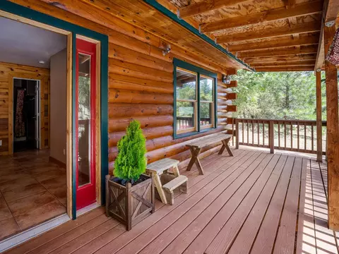 Exterior - 2800 La Paz Rd, Placerville, CA 95667 photo 3 of 21