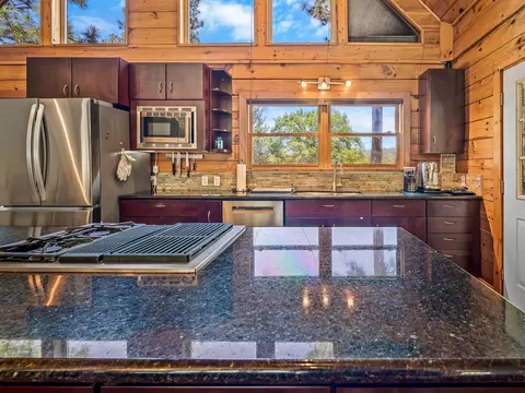 Kitchen - 2800 La Paz Rd, Placerville, CA 95667 photo 5 of 6