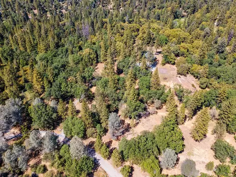 View/Area - 2800 La Paz Rd, Placerville, CA 95667 photo 3 of 6