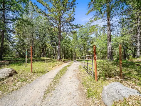 Other - 2800 La Paz Rd, Placerville, CA 95667 photo 2 of 7