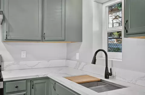 Kitchen - 17891 Lake Arthur Rd, Applegate, CA 95703 photo 1 of 8