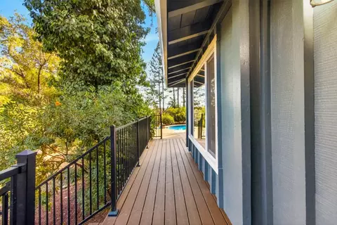Exterior - 17891 Lake Arthur Rd, Applegate, CA 95703 photo 14 of 15