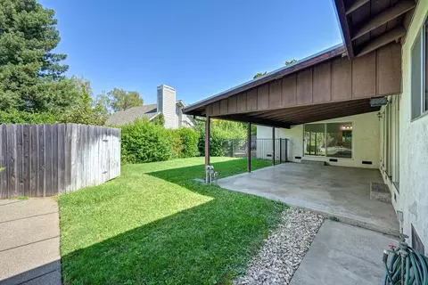 Exterior - 1005 Friars Ct, Carmichael, CA 95608 photo 9 of 11