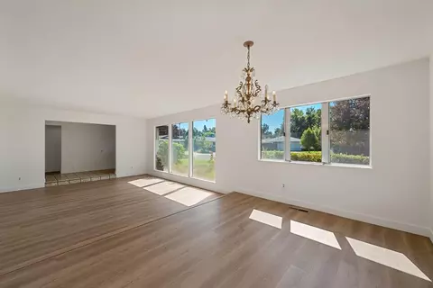 Living - 1005 Friars Ct, Carmichael, CA 95608 photo 5 of 14